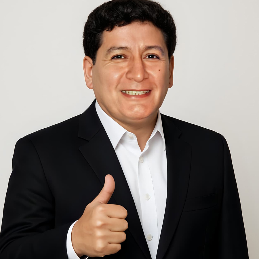 Martín Caycho Autor Peruano